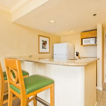 Ilikai Apt 302 - Spacious Studio With Stunning Ocean & Harbor Views Honolulu Exterior photo