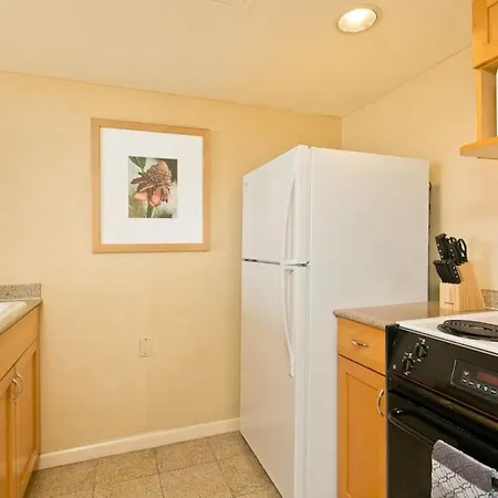 Ilikai Apt 302 - Spacious Studio With Stunning Ocean & Harbor Views Honolulu Exterior photo